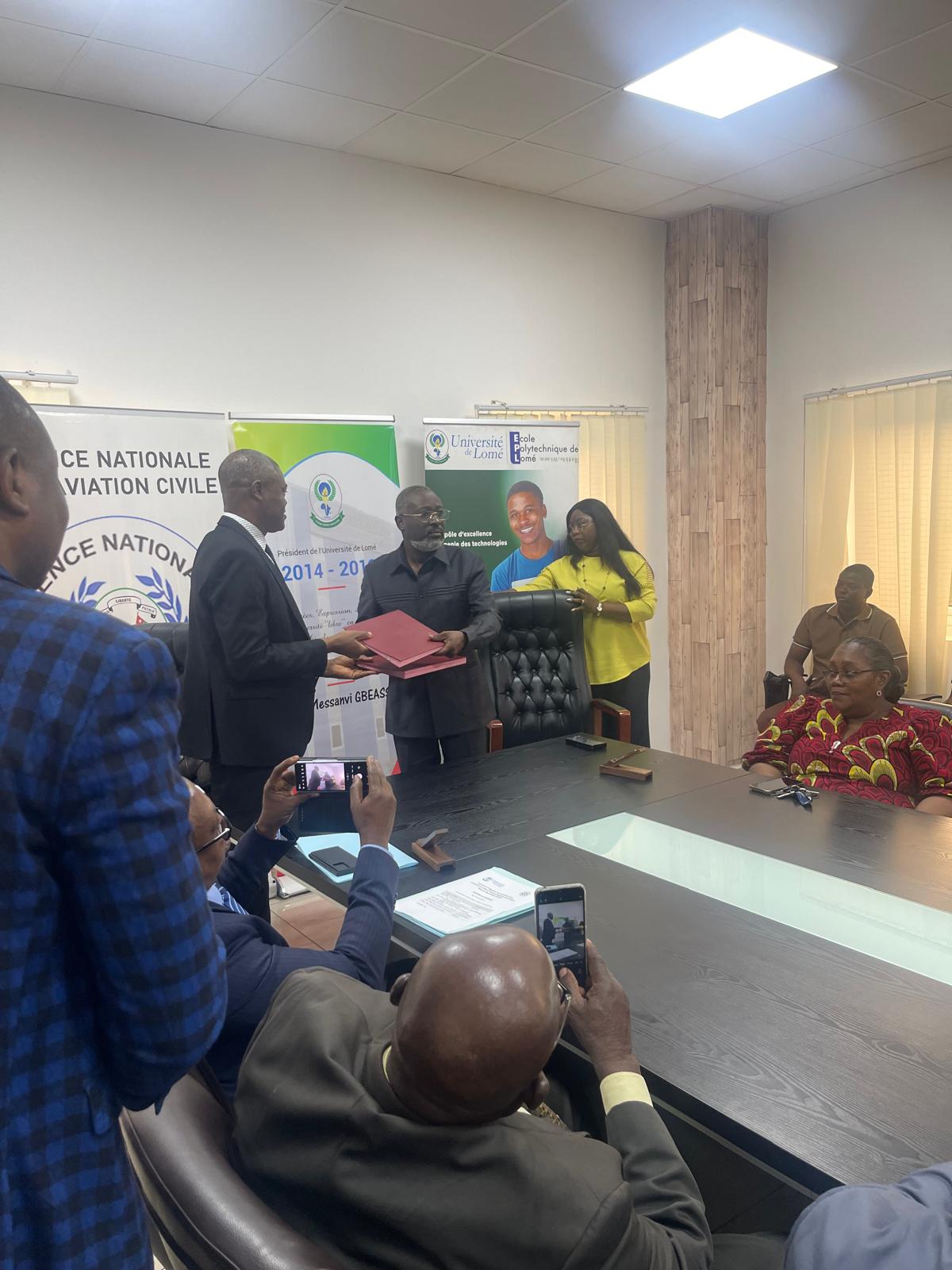 signature d’accord cadre entre l’Université de Lomé et l’ANAC-Togo, le 03 juillet 2025